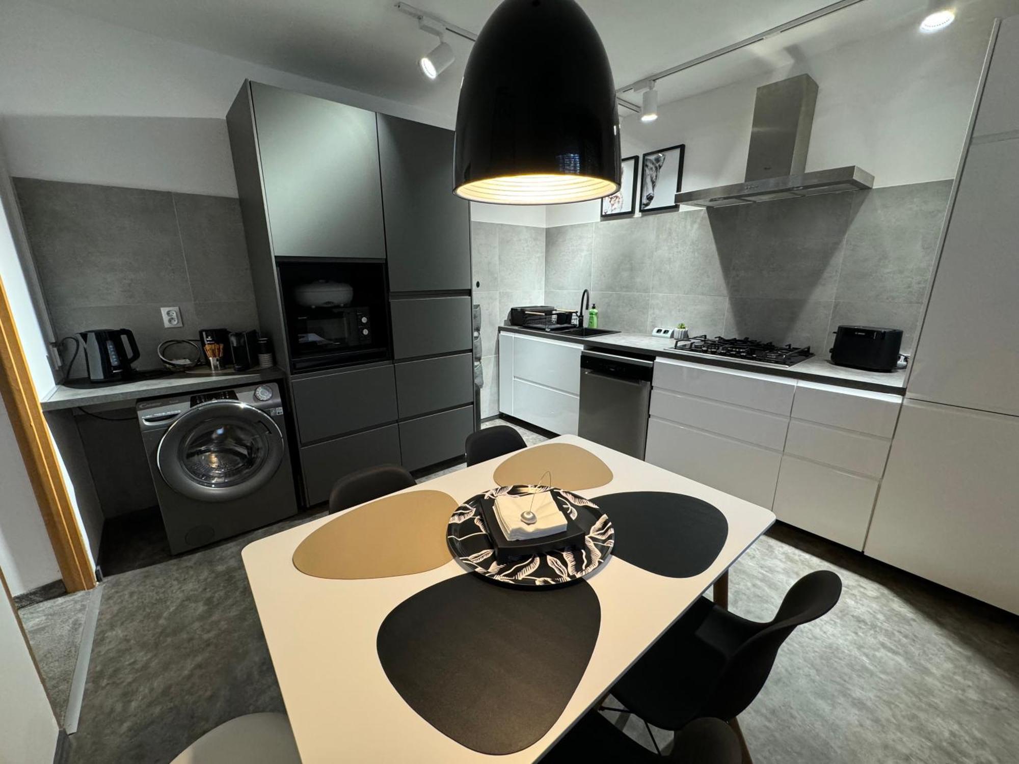 Apartament Na 102 - Z Widokiem Na Skocznie Narciarska, Serwis I Wypozyczalnia Nart Na Miejscu -20Procent Dla Gosci Szczyrk Ngoại thất bức ảnh